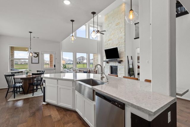 9718 Colonial Downs Drive, Mont Belvieu, TX 77523