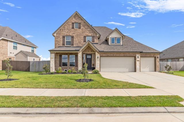9718 Colonial Downs Drive, Mont Belvieu, TX 77523