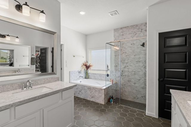 9718 Colonial Downs Drive, Mont Belvieu, TX 77523