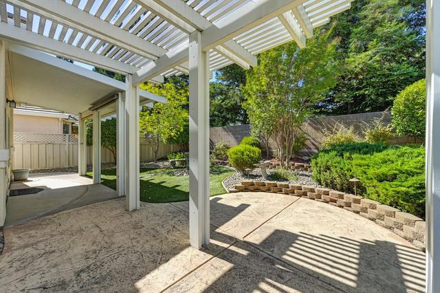 4881 Winter Haven Way, Roseville, CA 95747