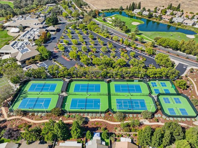 4881 Winter Haven Way, Roseville, CA 95747