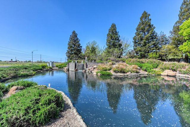 4881 Winter Haven Way, Roseville, CA 95747