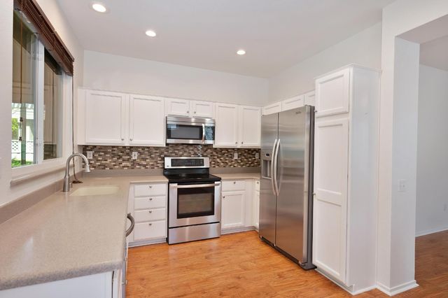 4881 Winter Haven Way, Roseville, CA 95747