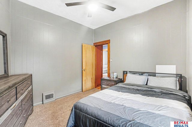 1435 S 11th Street, Omaha, NE 68108