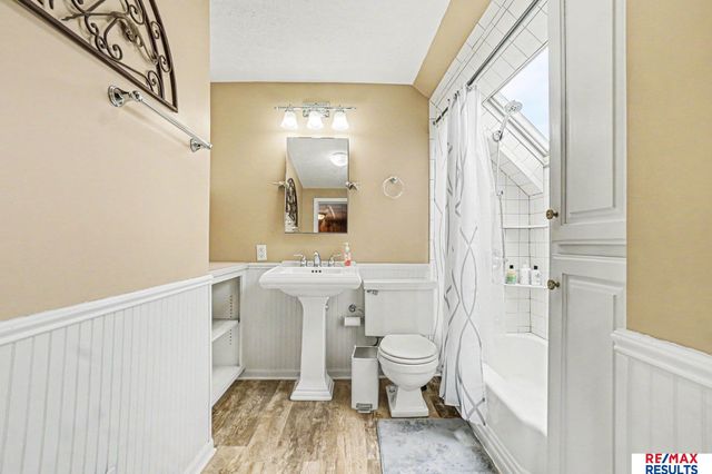 1435 S 11th Street, Omaha, NE 68108
