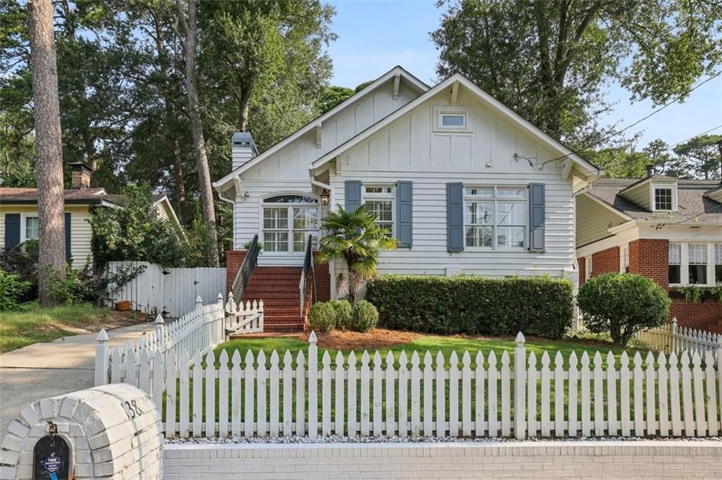 138 PEACHTREE HILLS NE Avenue, Atlanta, GA 30305