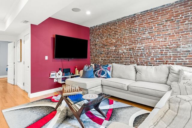 305 Sumner St 2, Boston, MA 02128