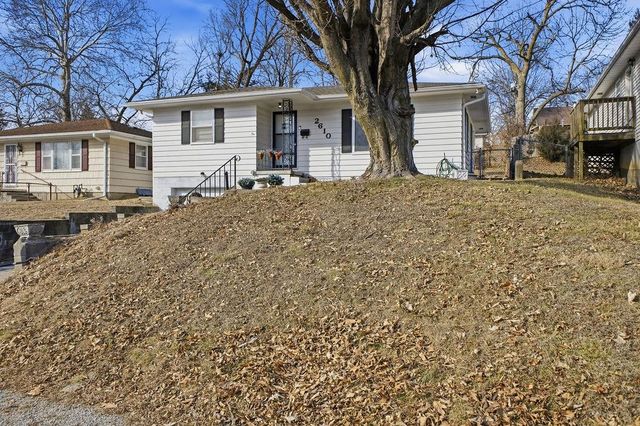 2610 Parallel Avenue, St Joseph, MO 64506