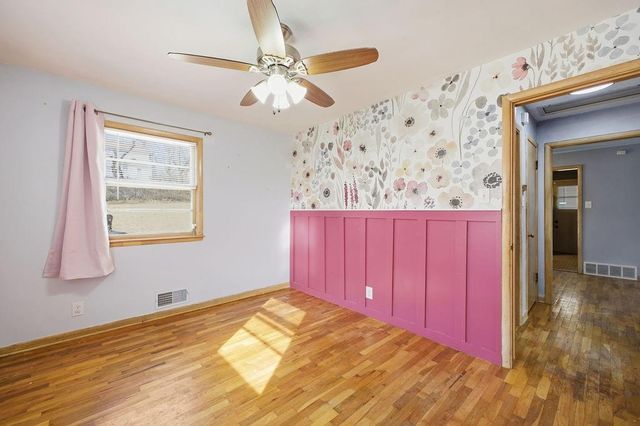 2610 Parallel Avenue, St Joseph, MO 64506