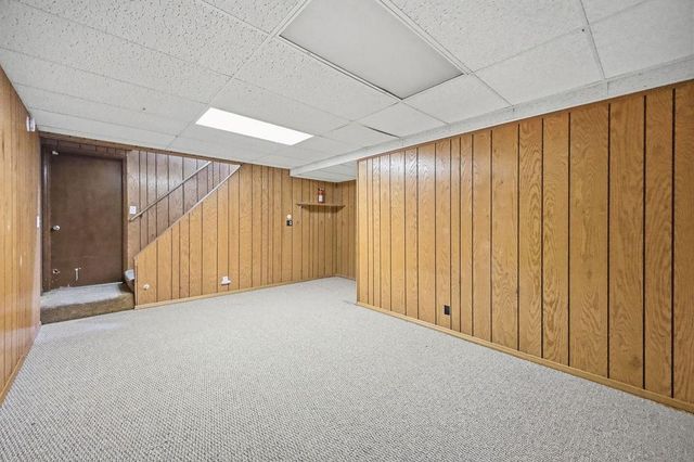 2610 Parallel Avenue, St Joseph, MO 64506