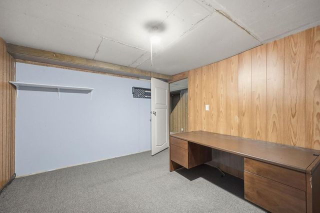 2610 Parallel Avenue, St Joseph, MO 64506