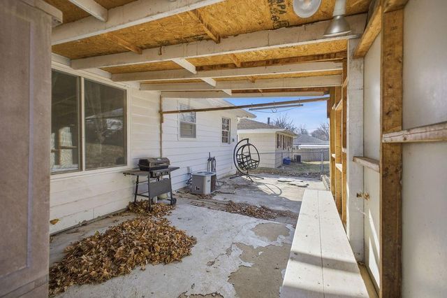 2610 Parallel Avenue, St Joseph, MO 64506