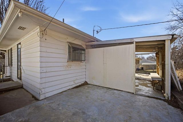 2610 Parallel Avenue, St Joseph, MO 64506