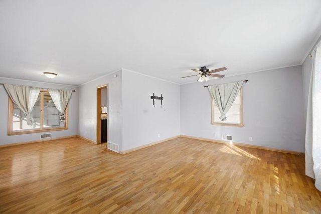 2610 Parallel Avenue, St Joseph, MO 64506