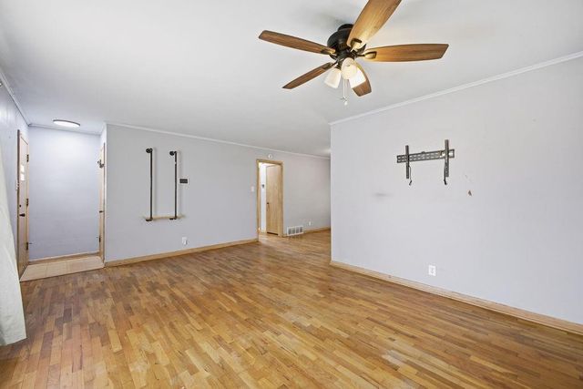 2610 Parallel Avenue, St Joseph, MO 64506