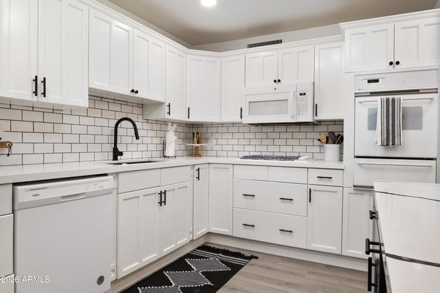 2216 N 74TH Way, Scottsdale, AZ 85257