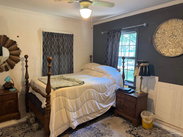 7231 Ridge Rd, Brewton, AL 36426