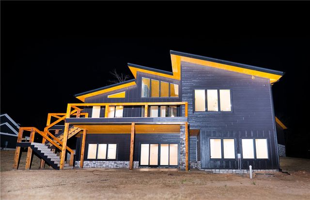 561 Forrest Drive, Pea Ridge, AR 72751
