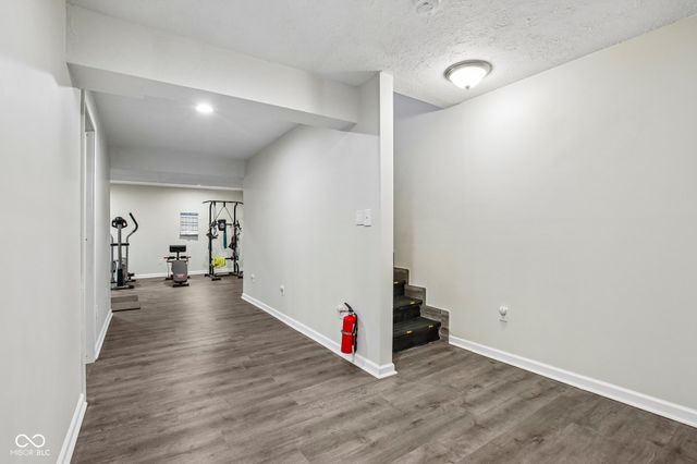 1628 Ballyganner Drive, Avon, IN 46123