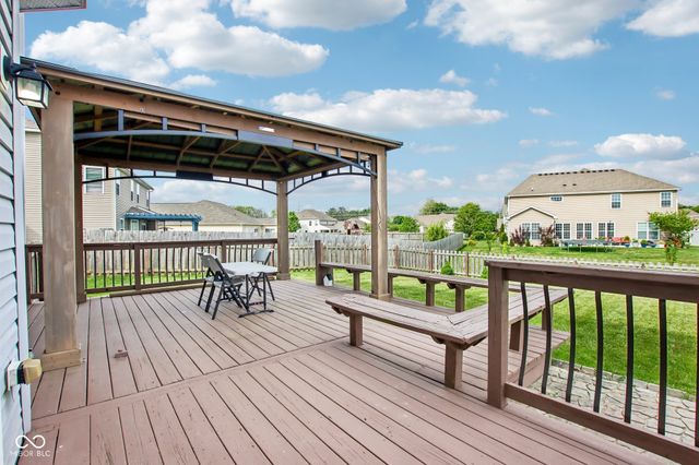 1628 Ballyganner Drive, Avon, IN 46123