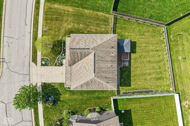 1628 Ballyganner Drive, Avon, IN 46123