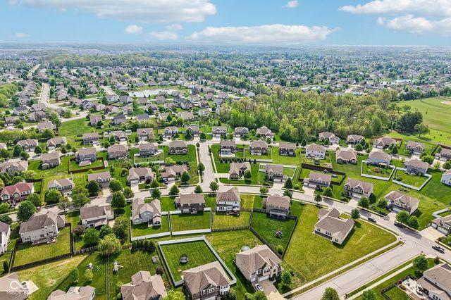 1628 Ballyganner Drive, Avon, IN 46123