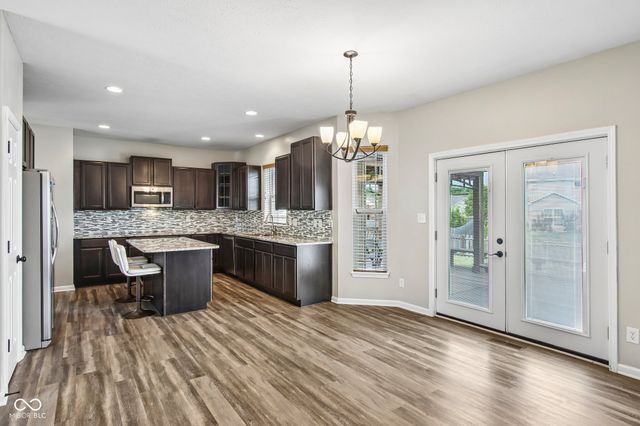 1628 Ballyganner Drive, Avon, IN 46123