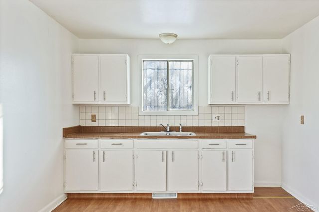 2431 Ledyard Street, Saginaw, MI 48601