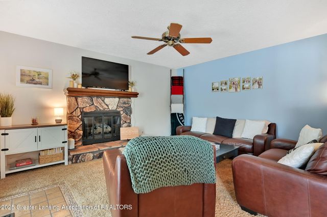 1116 Timber Creek Drive 29, Grand Ledge, MI 48837