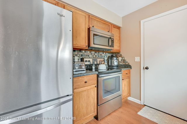 1116 Timber Creek Drive 29, Grand Ledge, MI 48837