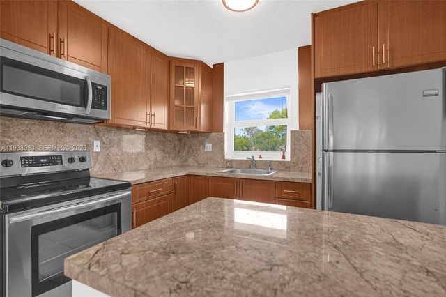 1425 Arthur Street 301A, Hollywood, FL 33020