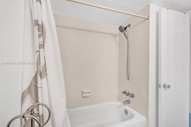 1425 Arthur Street 301A, Hollywood, FL 33020