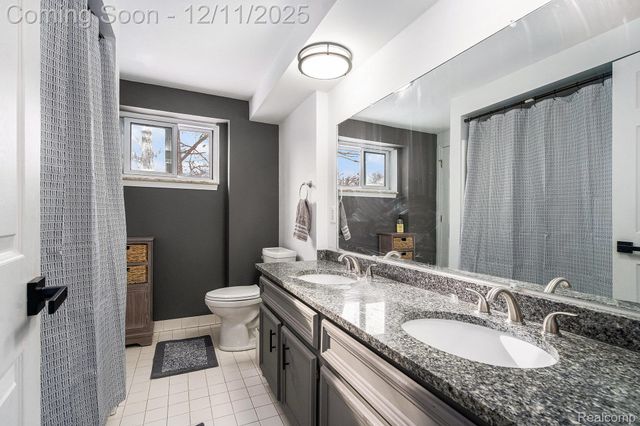 43607 Ryegate Street, Canton Charter Township, MI 48187