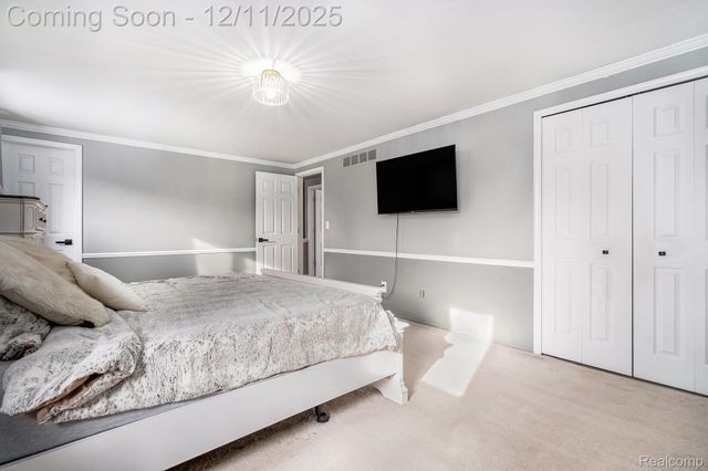 43607 Ryegate Street, Canton Charter Township, MI 48187