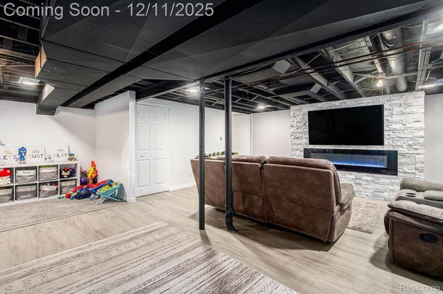 43607 Ryegate Street, Canton Charter Township, MI 48187