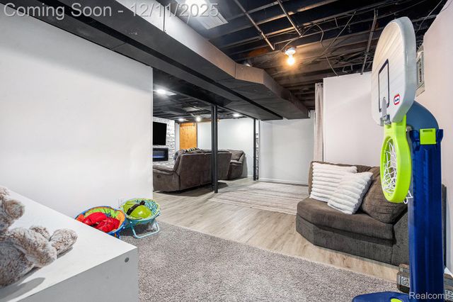 43607 Ryegate Street, Canton Charter Township, MI 48187