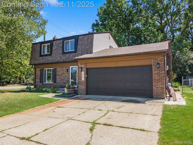 43607 Ryegate Street, Canton Charter Township, MI 48187