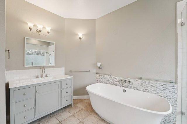 2918 Winchester DR, Round Rock, TX 78665