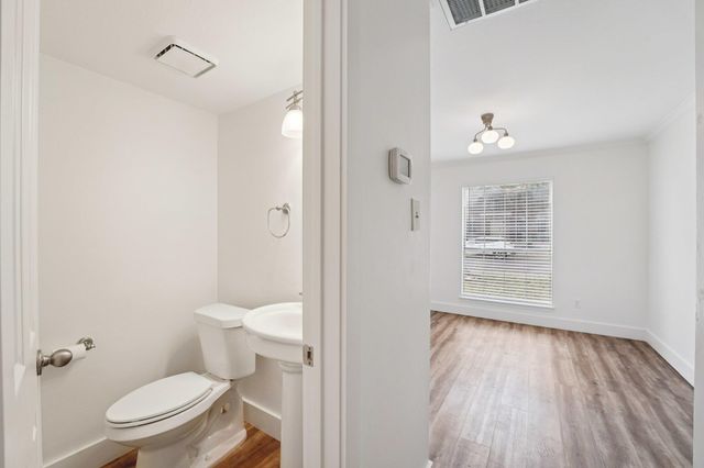 2918 Winchester DR, Round Rock, TX 78665