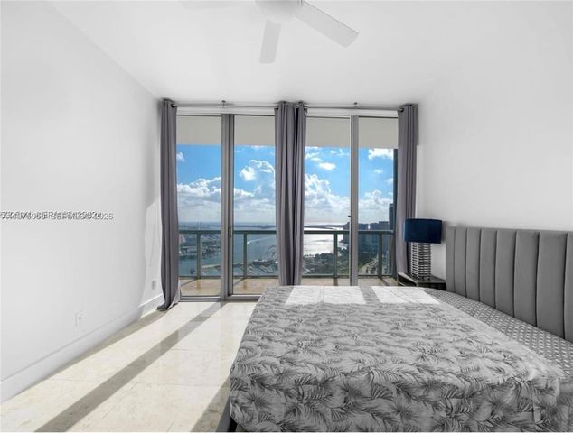 888 Biscayne Blvd 4806, Miami, FL 33132