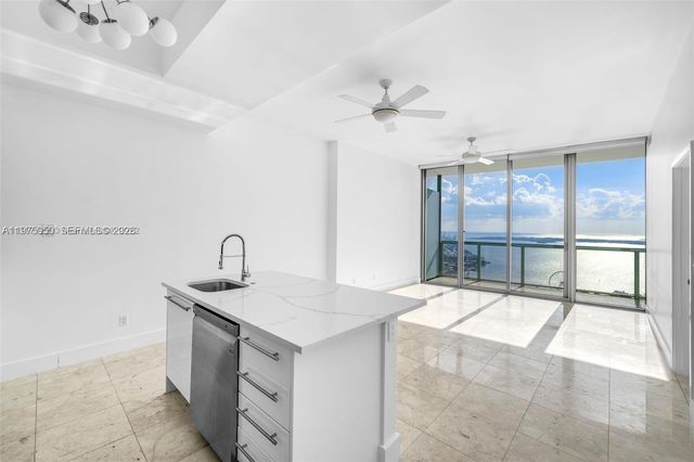 888 Biscayne Blvd 4806, Miami, FL 33132