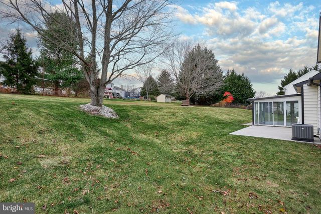 14 KRATZ RD, Shrewsbury, PA 17361