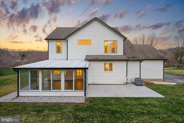 14 KRATZ RD, Shrewsbury, PA 17361