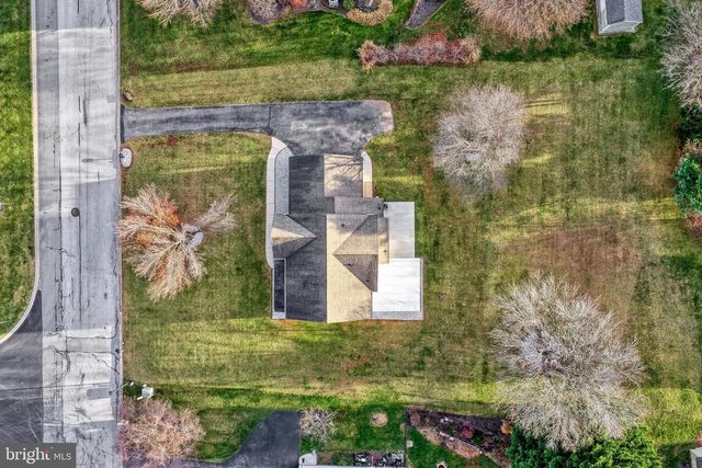 14 KRATZ RD, Shrewsbury, PA 17361