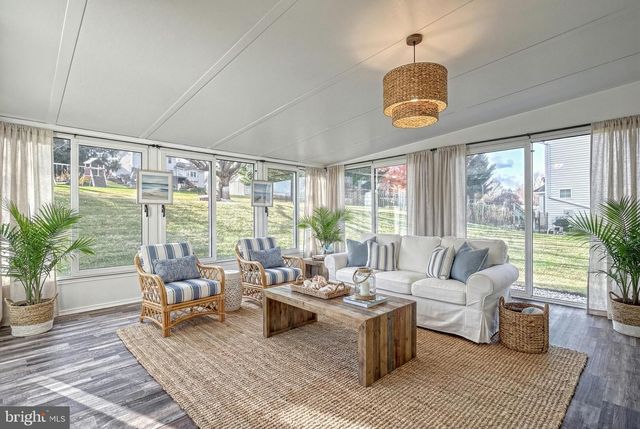 14 KRATZ RD, Shrewsbury, PA 17361