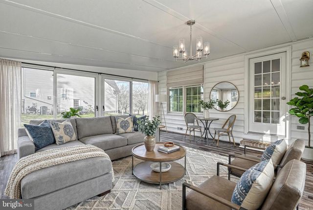 14 KRATZ RD, Shrewsbury, PA 17361