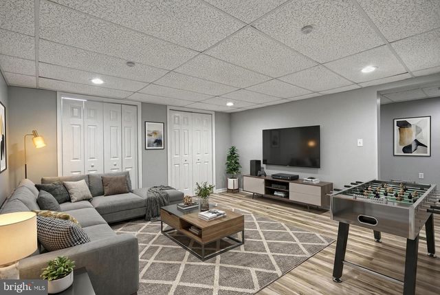 14 KRATZ RD, Shrewsbury, PA 17361