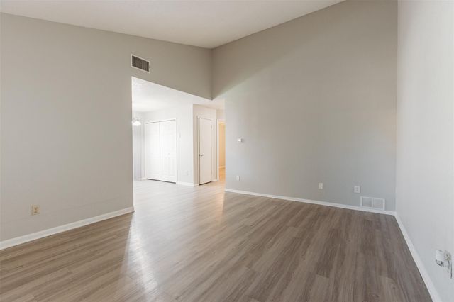 12311 Patron DR B, Austin, TX 78758