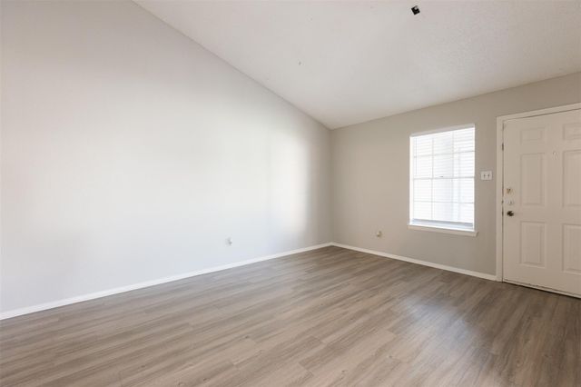 12311 Patron DR B, Austin, TX 78758