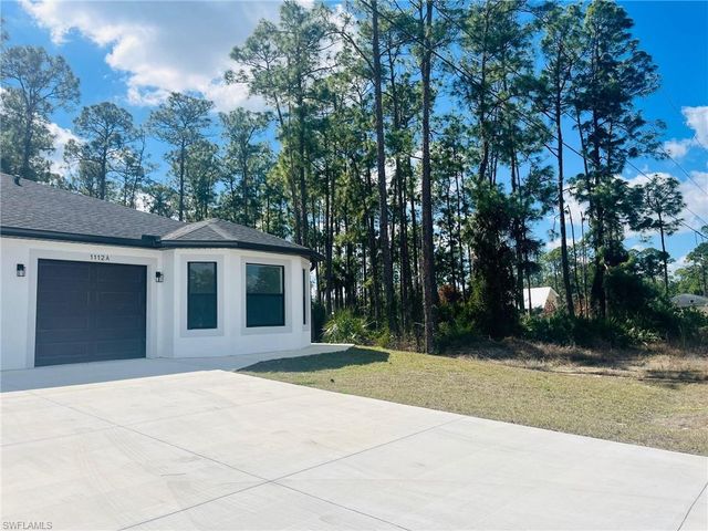 1112 12th ST, Lehigh Acres, FL 33972